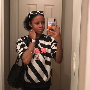 Meet your Posher, Destiny